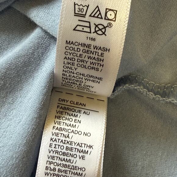 Athleta Tote Bag & Long Sleeve VNeck Side Ruched Shirt Size M - Picture 14 of 16